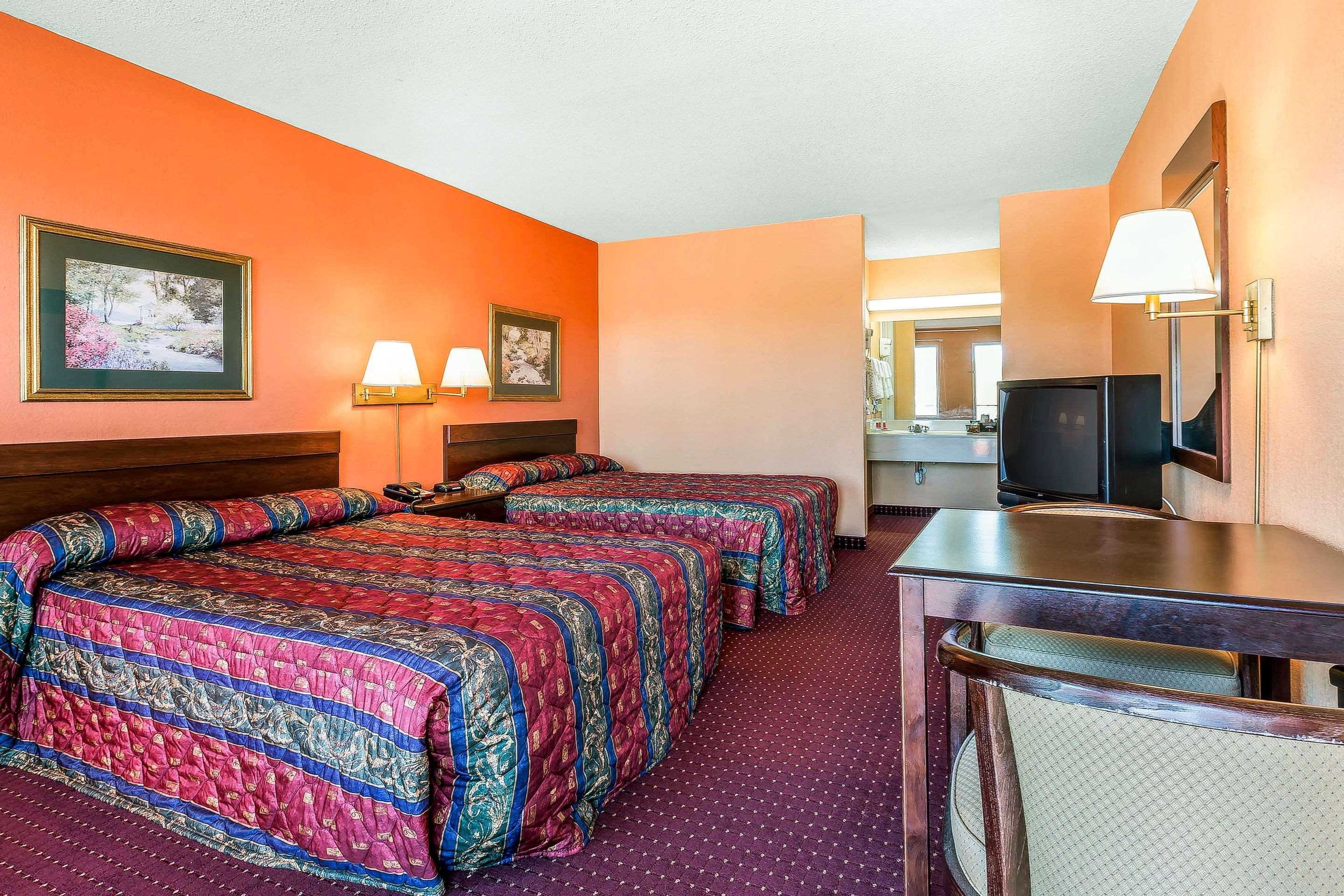 Econolodge Lavonia Bagian luar foto