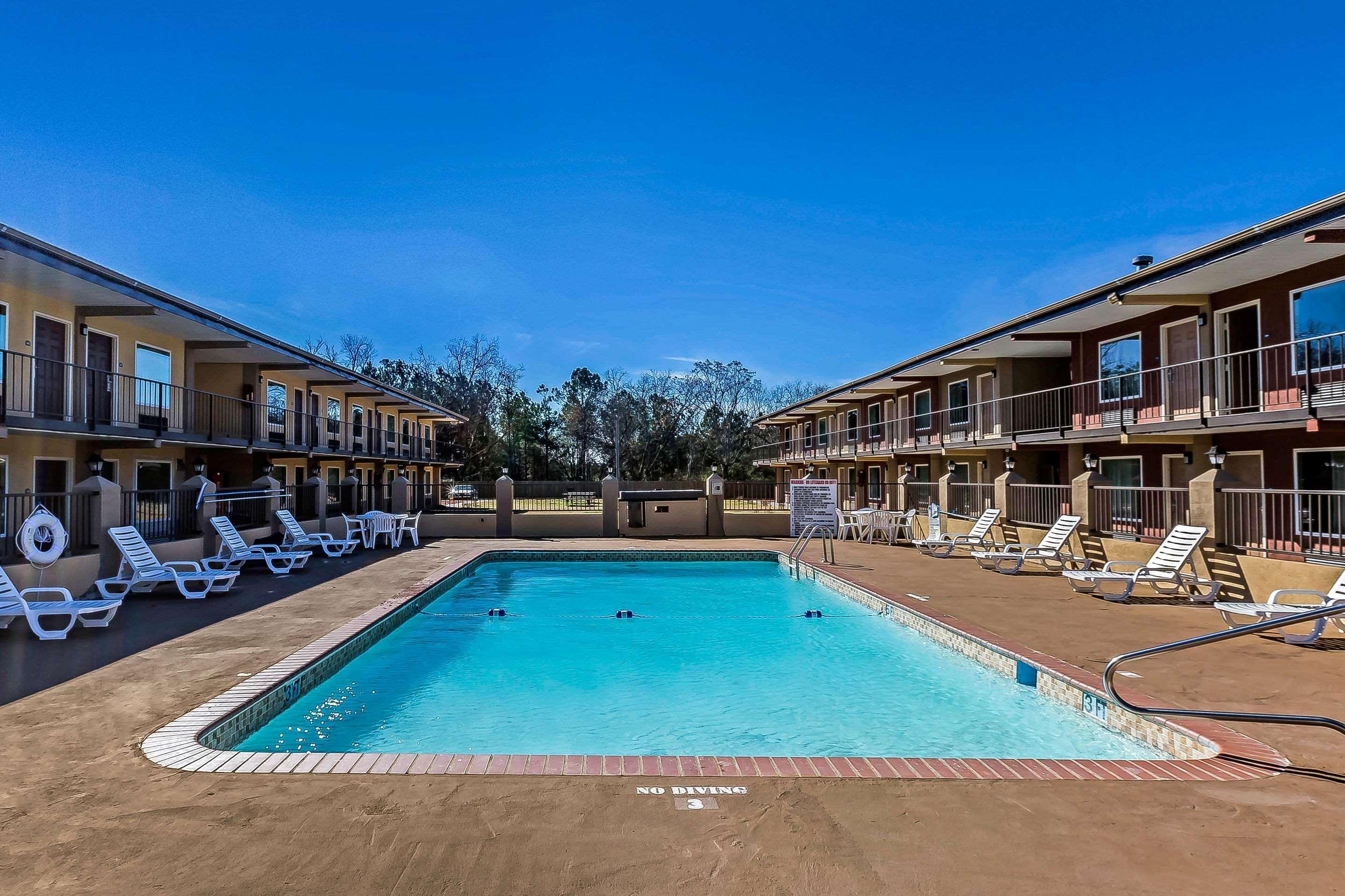Econolodge Lavonia Bagian luar foto